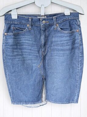 Classic Levi Women’s Jeans Skirt - Size 8